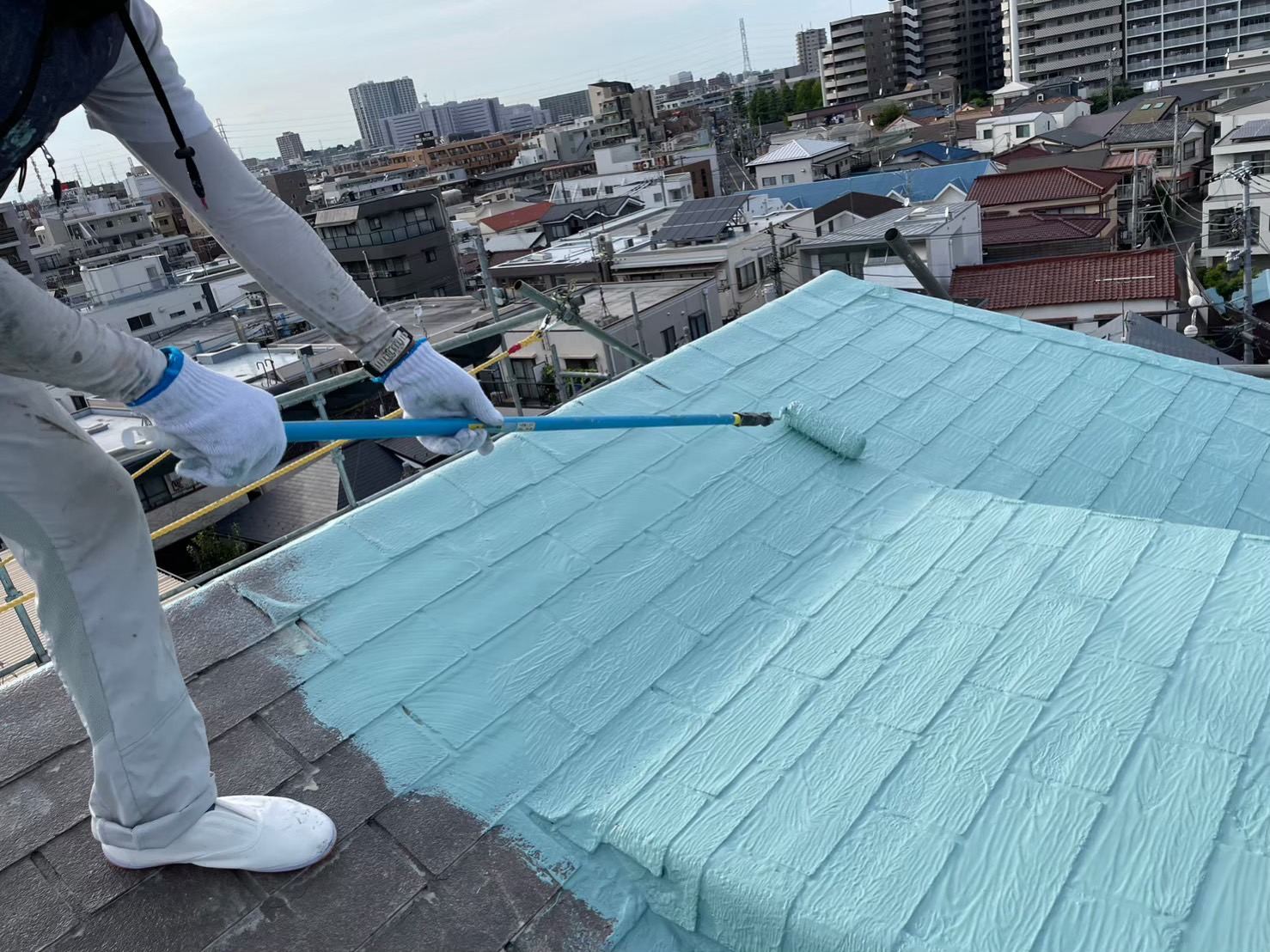 屋根の下塗り
